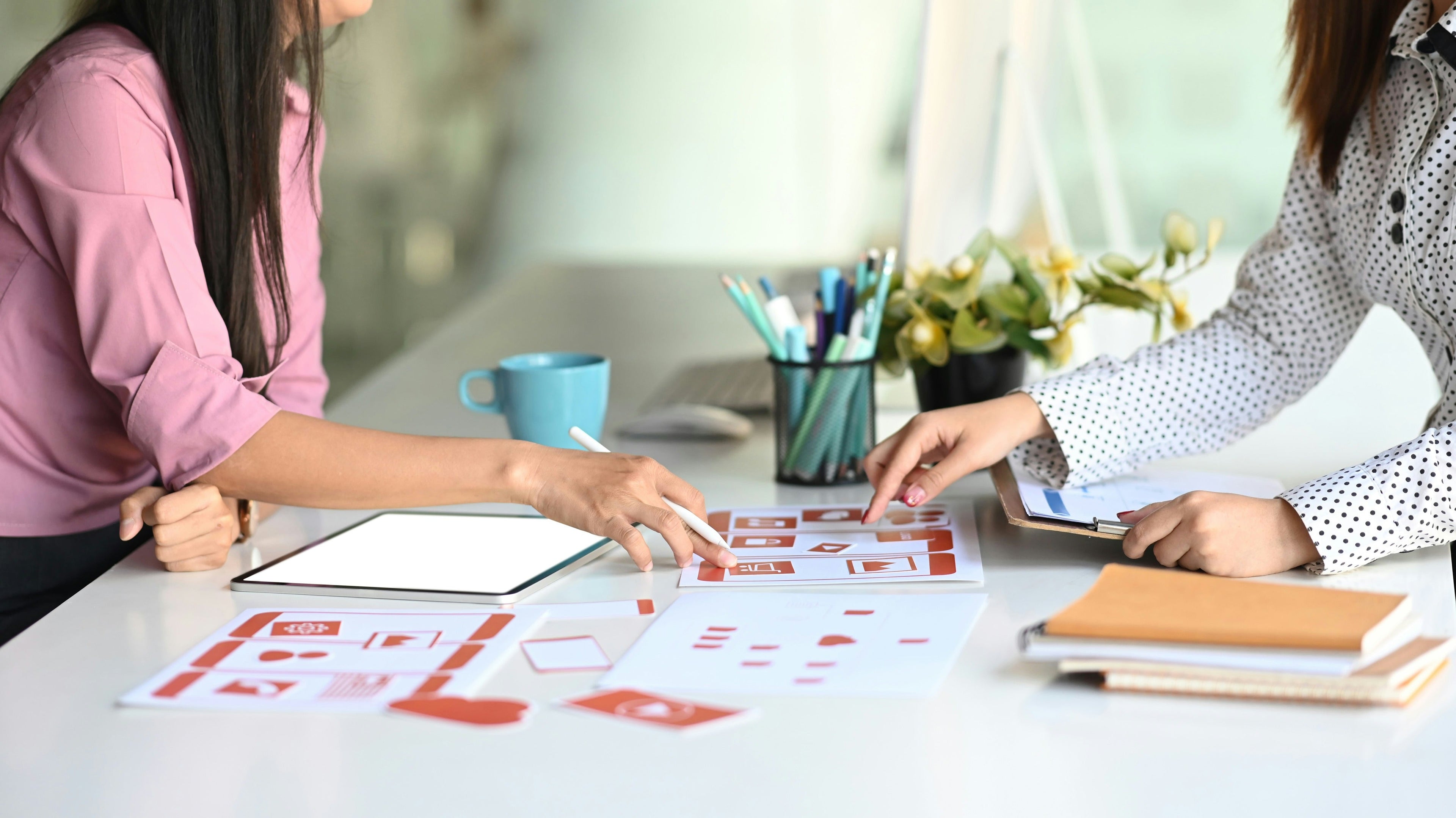 Mobile UX and UI collaboration supporting why familiar UX converts better on Shopify